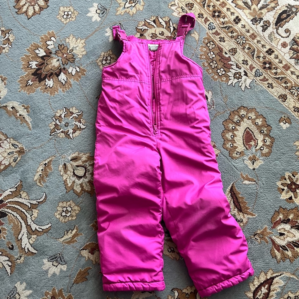 Girls size 5/6 snow suit London Fog pink